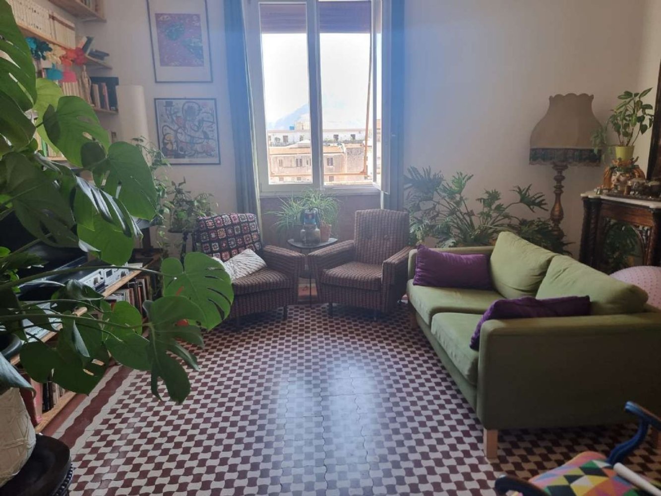 6 rooms Apartment in Palermo, Italy No. 156380