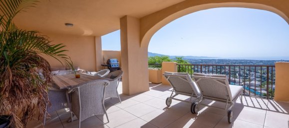 2 chambres Appartement à Benahavis, Spain No. 146640 36