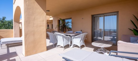 2 chambres Appartement à Benahavis, Spain No. 146640 5