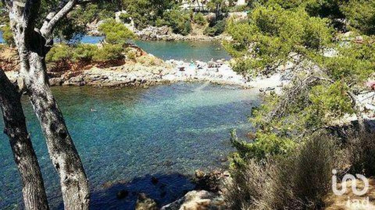 Studio in the Condo in Bandol, France No. 4735