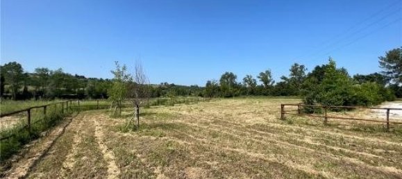 1غرفة قطعة أرض في Scandicci, Italy رقم 26529 3