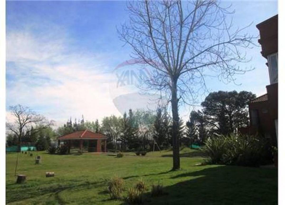  Land in Escobar, Argentina No. 34049