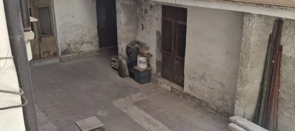  عقار تجاري في Catania, Italy 31متر مربع رقم 261419 3