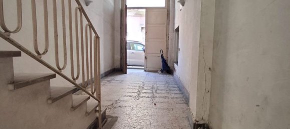  عقار تجاري في Catania, Italy 31متر مربع رقم 261419 4