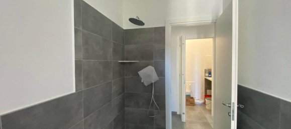 4-salle Appartement à Follonica, Italy No. 35993 26