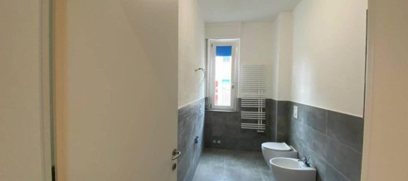 4-salle Appartement à Follonica, Italy No. 35993 25