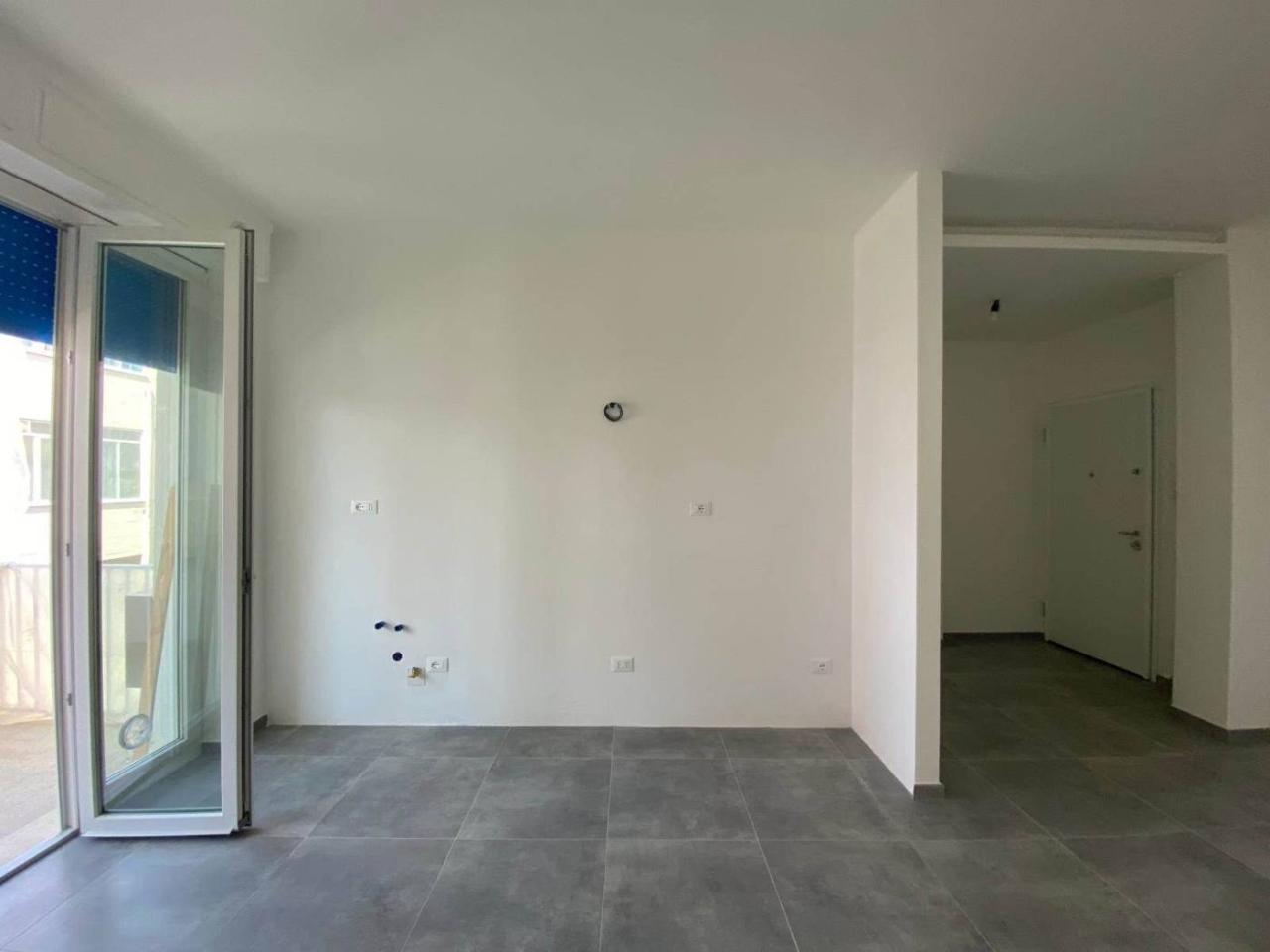 4-salle Appartement à Follonica, Italy No. 35993