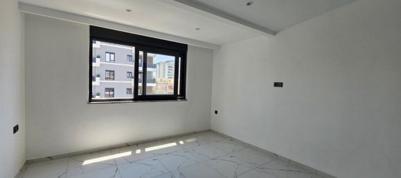 Penthouse 2+1 in Mahmutlar, Turkey No. 22443 22