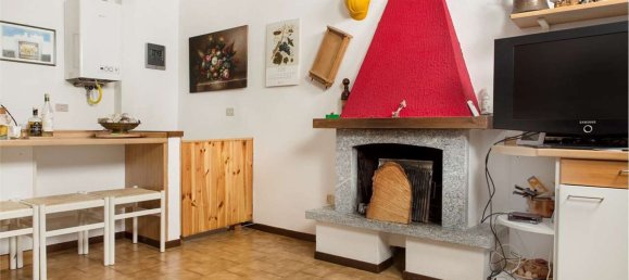 3 rooms Apartment in Premia, Italy No. 77482 6