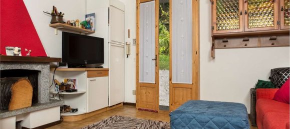 3 rooms Apartment in Premia, Italy No. 77482 7