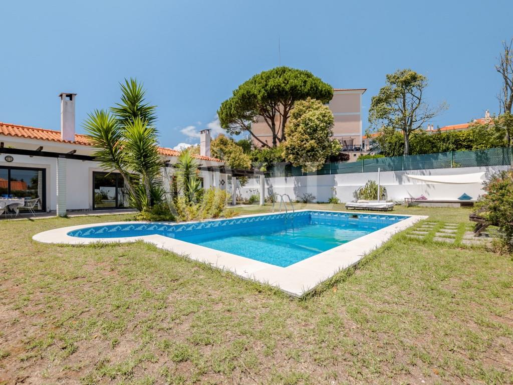 Дом с 4 спальнями в Синтра, Португалия № 132687