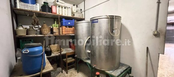 100m² Garage in Rome, Italy No. 57523 9