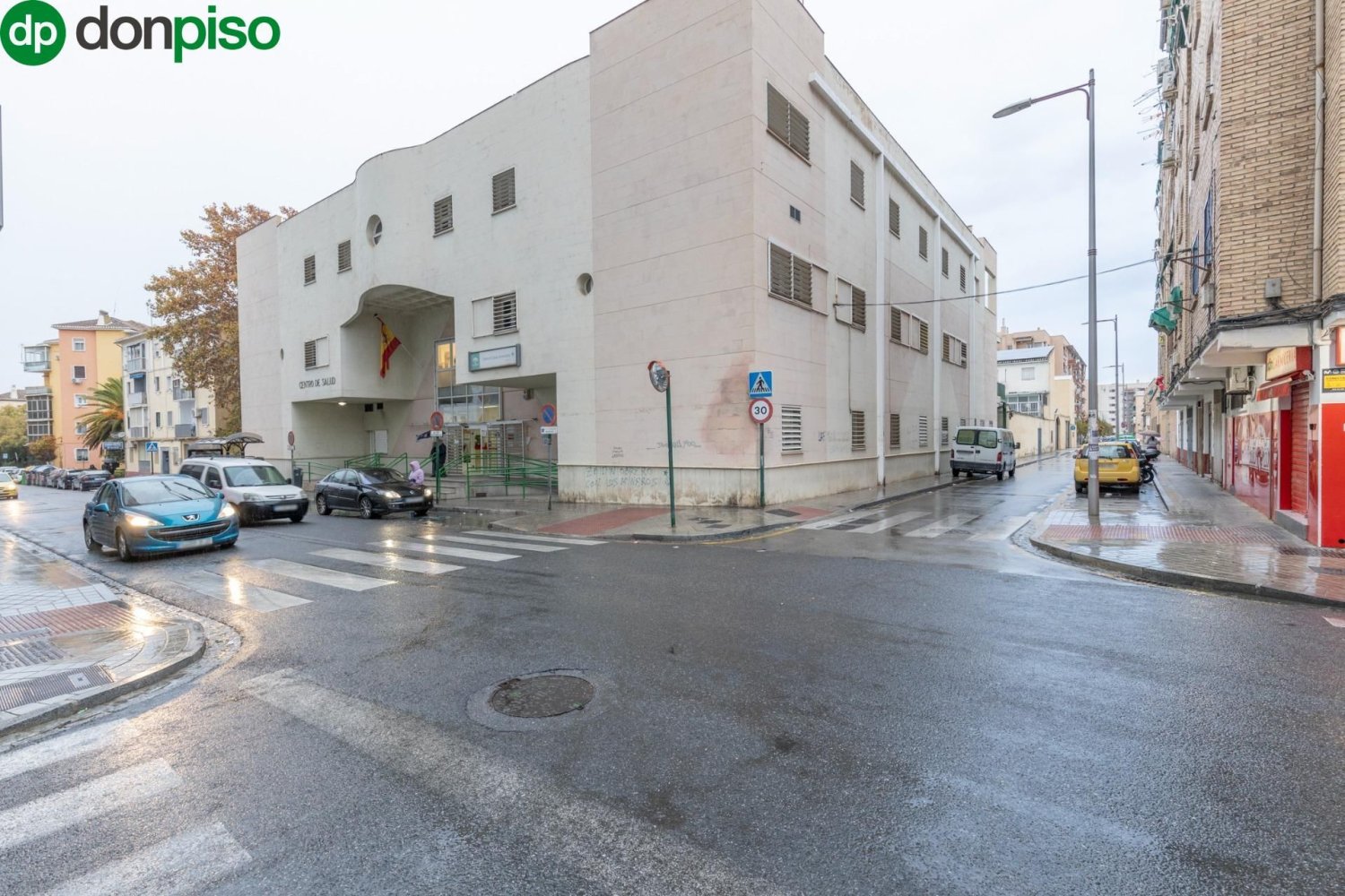 Gewerbliche Immobilie in Granada, Spain 134m², Nr. 95141