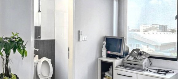  Office in Railay Beach, Thailand No. 58550 4