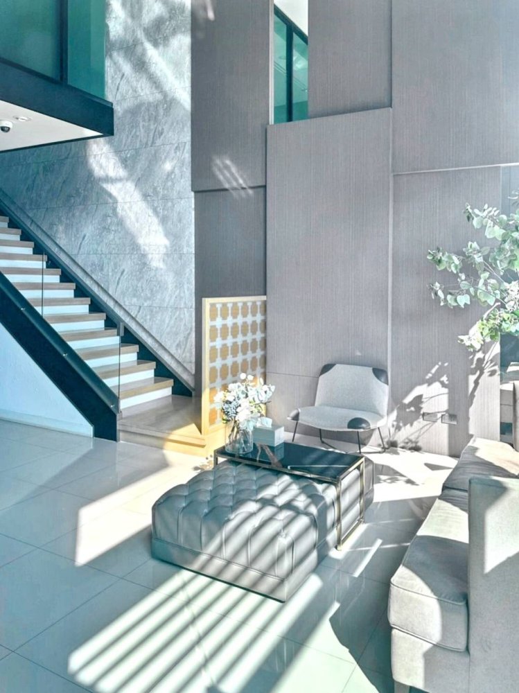  Office in Railay Beach, Thailand No. 58550