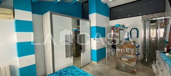 2 Schlafzimmer Doppelhaus in Santa Coloma de Gramenet, Spain, Nr. 157502 11