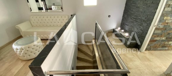 2 Schlafzimmer Doppelhaus in Santa Coloma de Gramenet, Spain, Nr. 157502 18