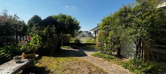 Apartamento de 2 dormitorios en San Benedetto Po, Italy No. 359690 15