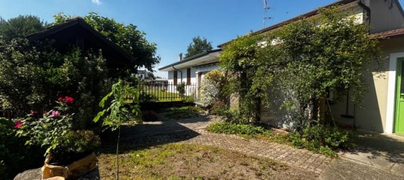 Apartamento de 2 dormitorios en San Benedetto Po, Italy No. 359690 17