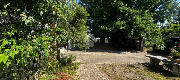 Apartamento de 2 dormitorios en San Benedetto Po, Italy No. 359690 13