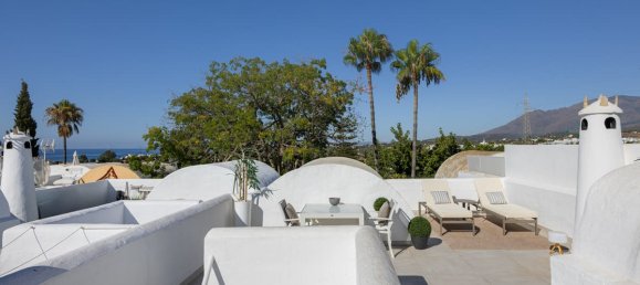 3 bedrooms Townhouse in Estepona, Spain No. 96844 6