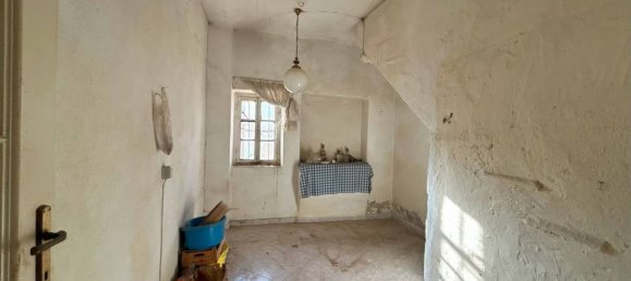 3 Schlafzimmer Haus in Carrù, Italy, Nr. 371794 7