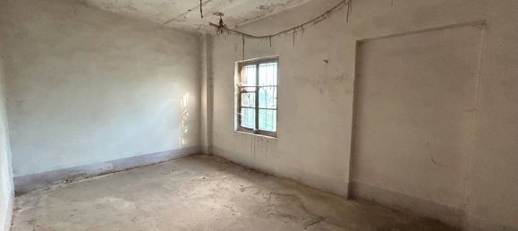 3 Schlafzimmer Haus in Carrù, Italy, Nr. 371794 12