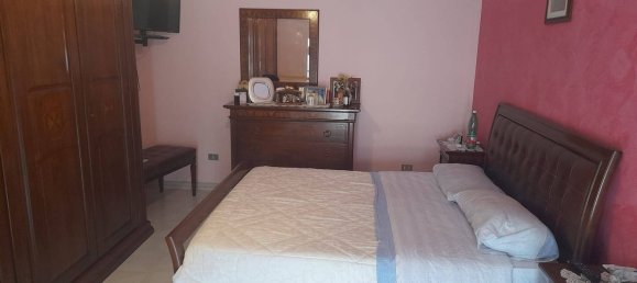 Casa de 4 divisões em Paolisi, Italy N.º 262971 7