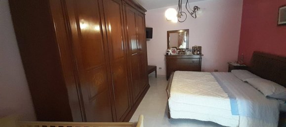 Casa de 4 divisões em Paolisi, Italy N.º 262971 8