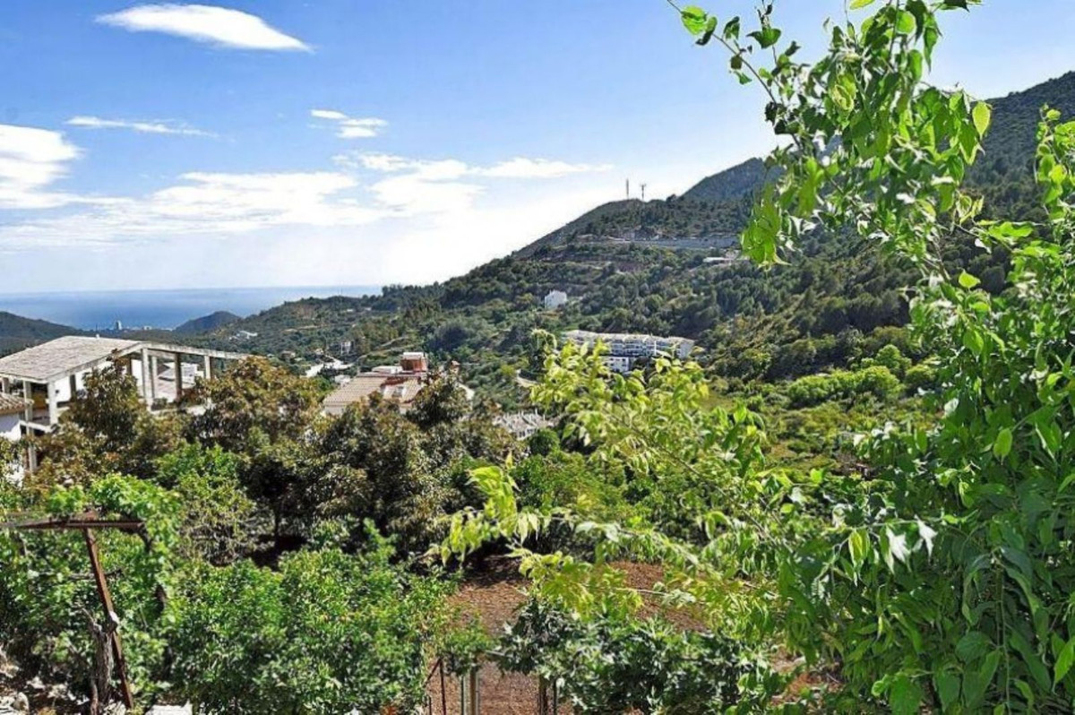 Grundstück in Ojen, Spain 813m², Nr. 81194