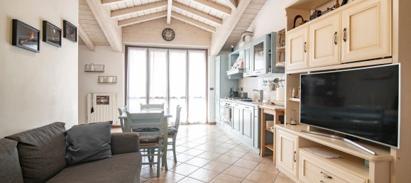 2 Schlafzimmer Wohnung in Zelo Buon Persico, Italy, Nr. 362261 2