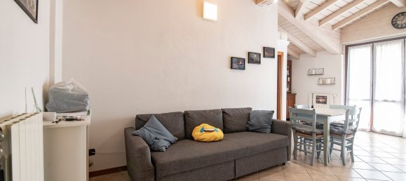 2 Schlafzimmer Wohnung in Zelo Buon Persico, Italy, Nr. 362261 4