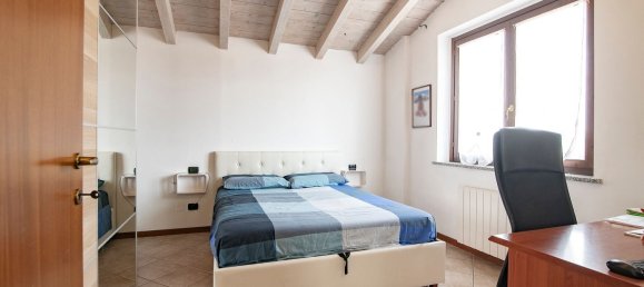 2 Schlafzimmer Wohnung in Zelo Buon Persico, Italy, Nr. 362261 12