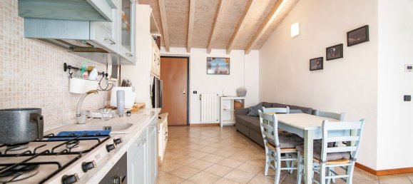 2 Schlafzimmer Wohnung in Zelo Buon Persico, Italy, Nr. 362261 9