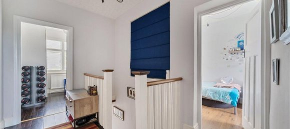 4 bedrooms House in Harrow, United Kingdom No. 12168 28