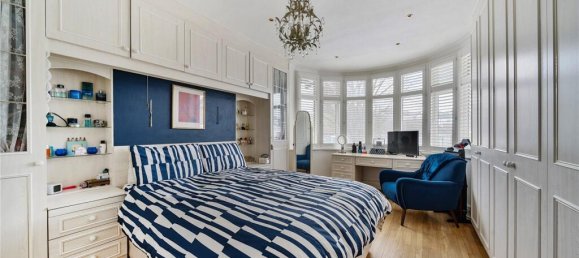 4 bedrooms House in Harrow, United Kingdom No. 12168 7