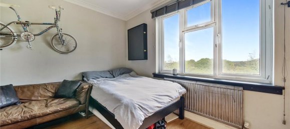 4 bedrooms House in Harrow, United Kingdom No. 12168 12