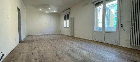 Apartamento de 5 habitaciónes en Bologna, Italy No. 27526 23