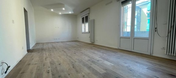 Apartamento de 5 habitaciónes en Bologna, Italy No. 27526 6
