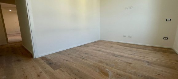 Apartamento de 5 habitaciónes en Bologna, Italy No. 27526 11