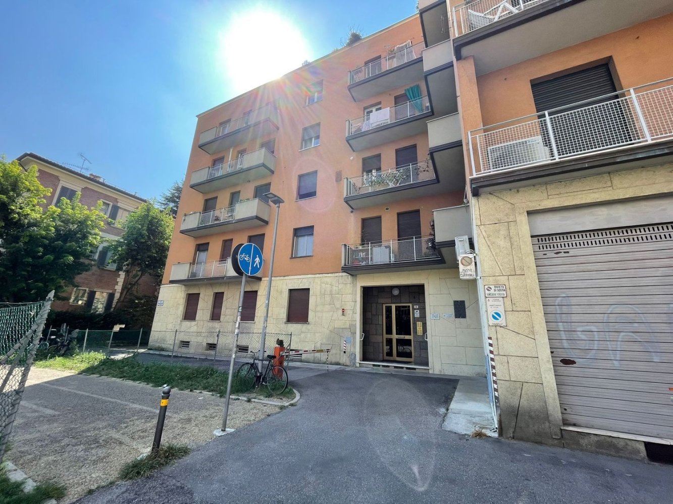 Apartamento de 5 habitaciónes en Bologna, Italy No. 27526