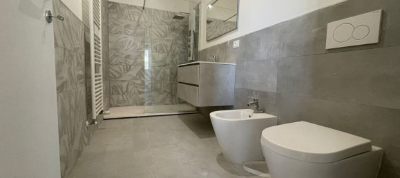 Apartamento de 5 habitaciónes en Bologna, Italy No. 27526 7