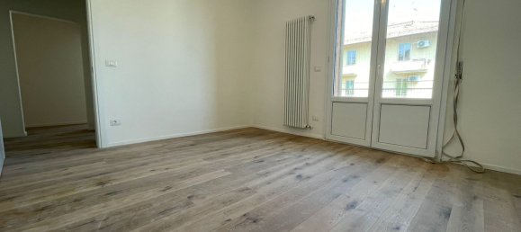 Apartamento de 5 habitaciónes en Bologna, Italy No. 27526 37