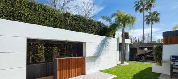 4 bedrooms Villa in Guadalmina, Spain No. 2993 12