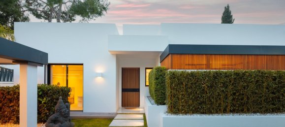 4 bedrooms Villa in Guadalmina, Spain No. 2993 23