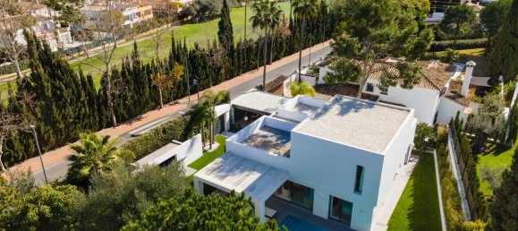 4 bedrooms Villa in Guadalmina, Spain No. 2993 26