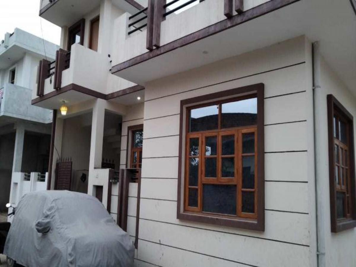 2 bedrooms House in Lucknow, India No. 90