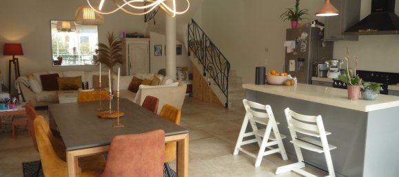 3 bedrooms House in Saint-Georges-d'Orques, France No. 349402 4