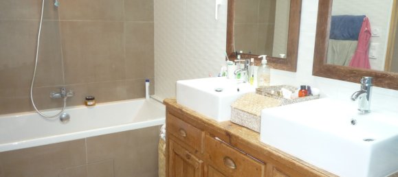 3 bedrooms House in Saint-Georges-d'Orques, France No. 349402 8