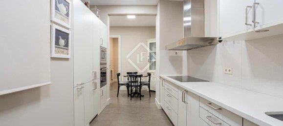 4 chambres Appartement à Eixample, Spain No. 24813 30